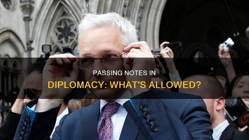 are you allowed to oass other peoples notes in diplomacy