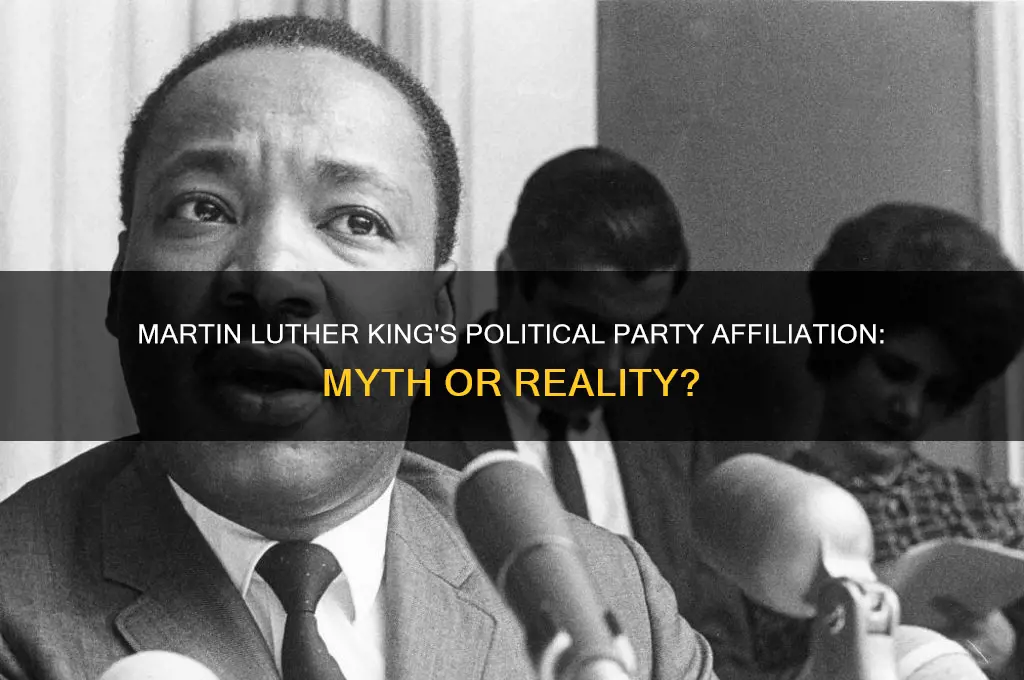 did martin luther king align himself to a political party