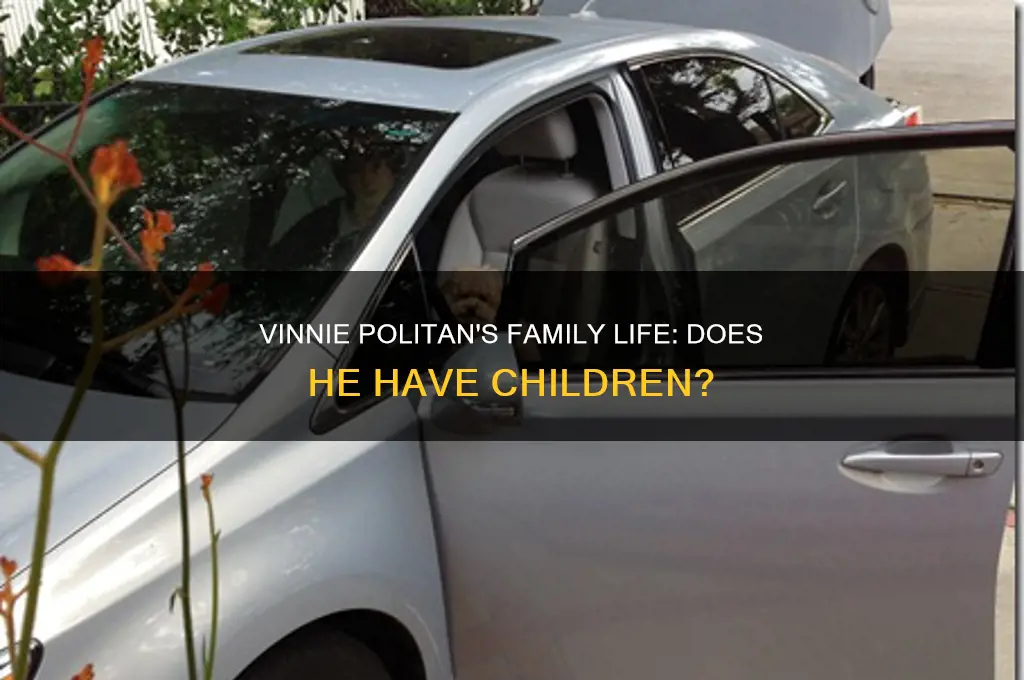 does vinnie politan have kids