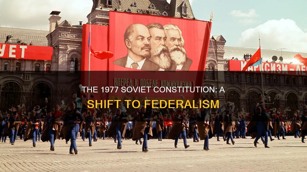 what did the russian constitution of 1977 do