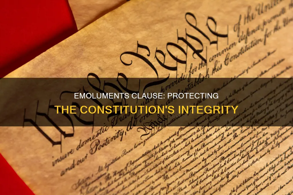 what does the us emoluments clause of the constitution