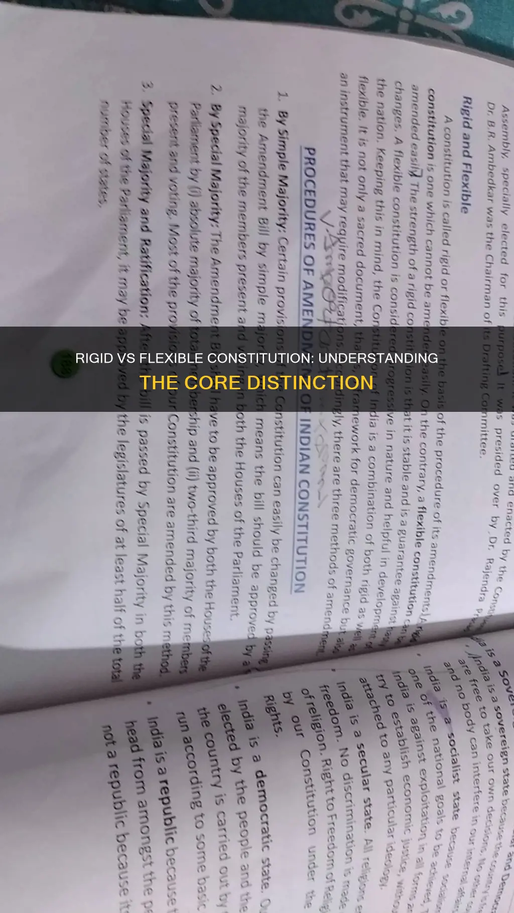what is the difference between rigid and flexible constitution