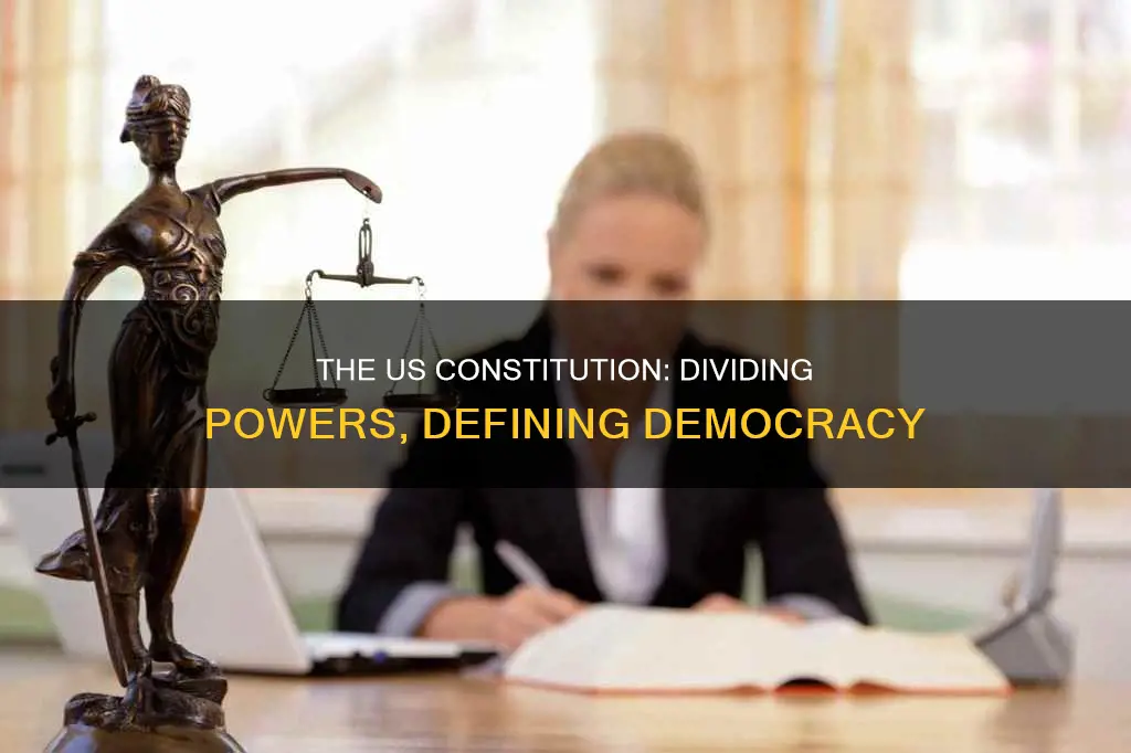 what is the division of powers in us constitution