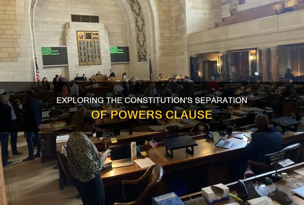 what part of the constitution explains separation of powers