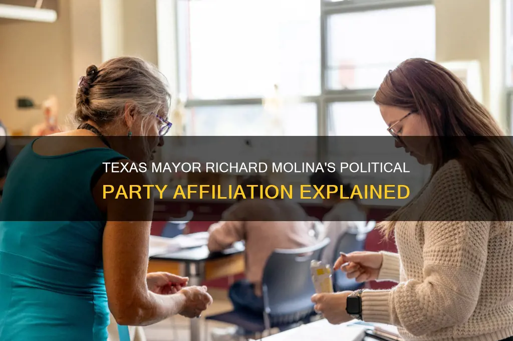 which political party does texas mayor richard molina represent